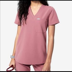 FIGS Catarina One Pocket Scrub Top in Mineral Mauve